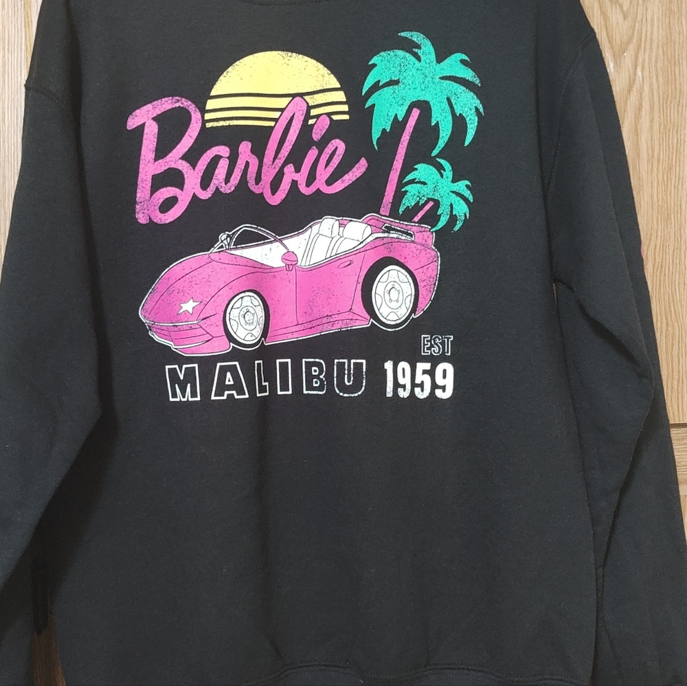 Women's M Barbie Sweater
